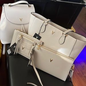 Set of purses